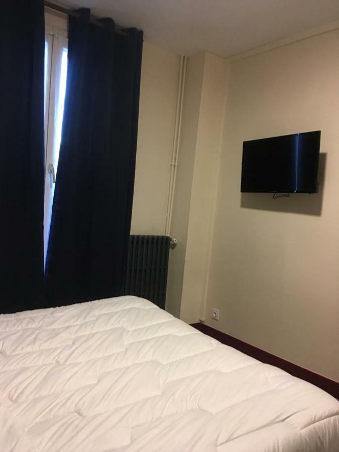 Hotel De Strasbourg Ольне-су-Буа Екстер'єр фото